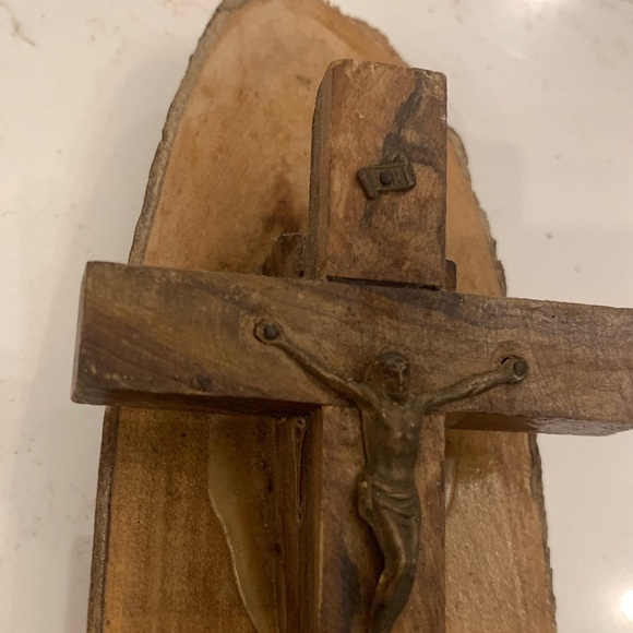 Vintage Crucifix Jesus Holy Land Cross Carved Olive Wood Nazareth Mid Century - Picture 3 of 8